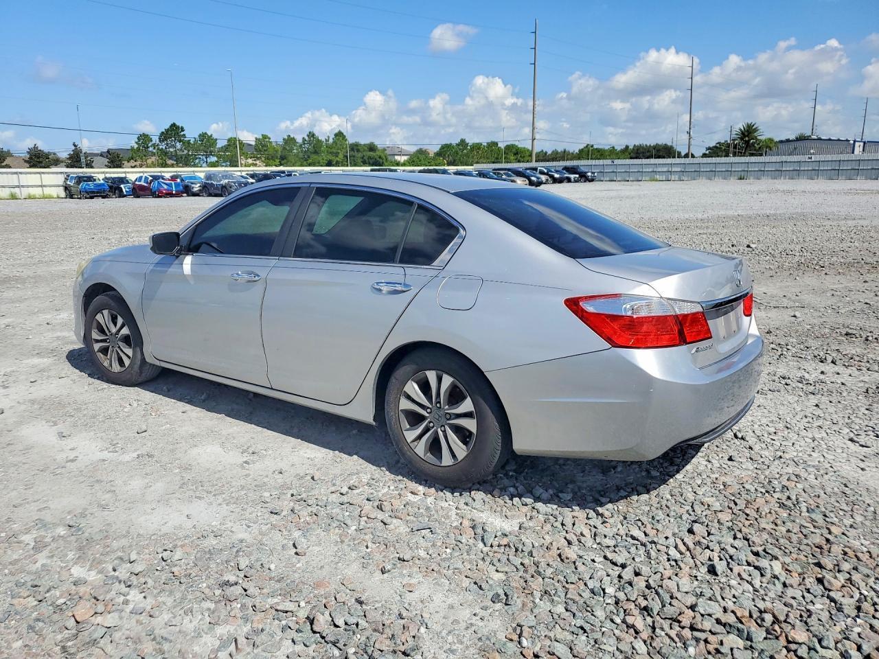 2013 HONDA ACCORD LX — Фото 2 из 12