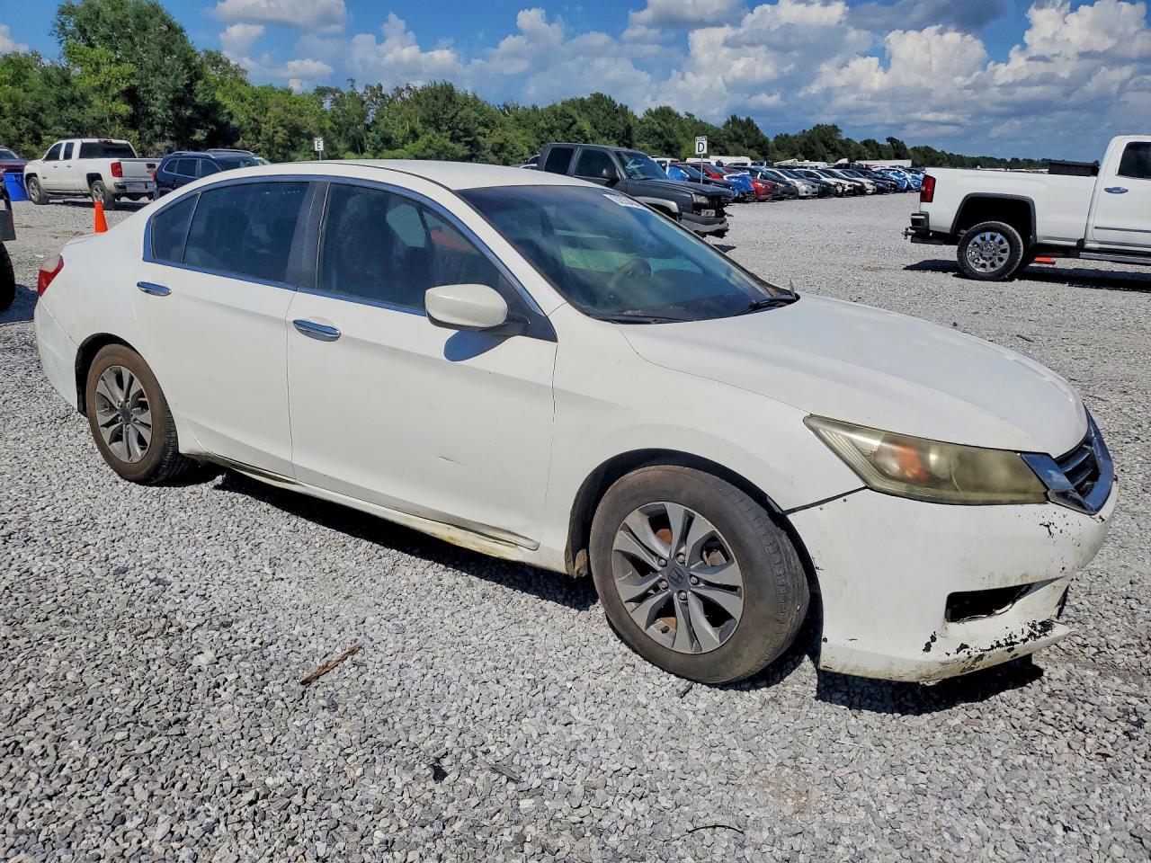 2013 HONDA ACCORD LX — Фото 4 из 12