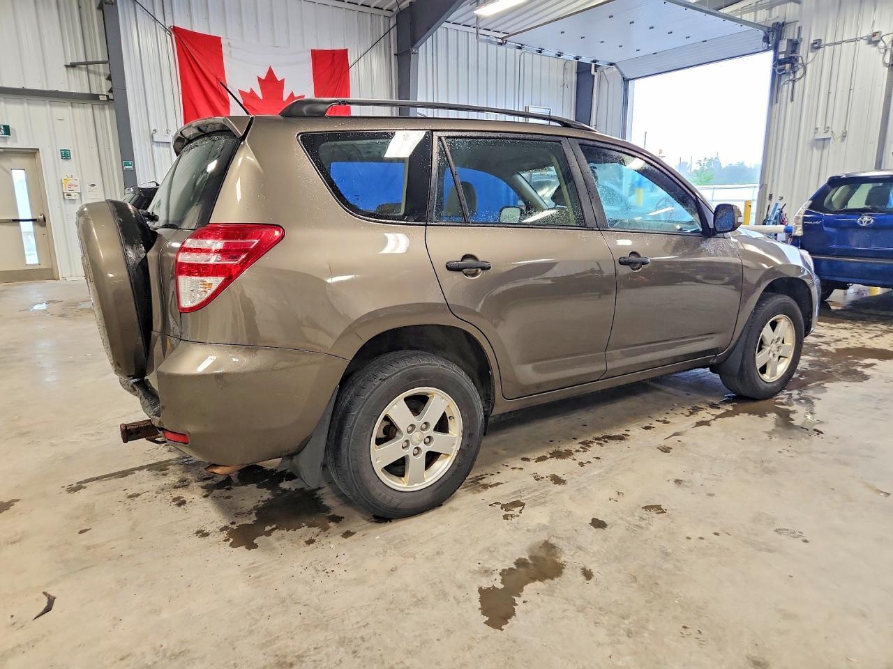 2010 TOYOTA RAV4 BASE — Фото 3 из 13