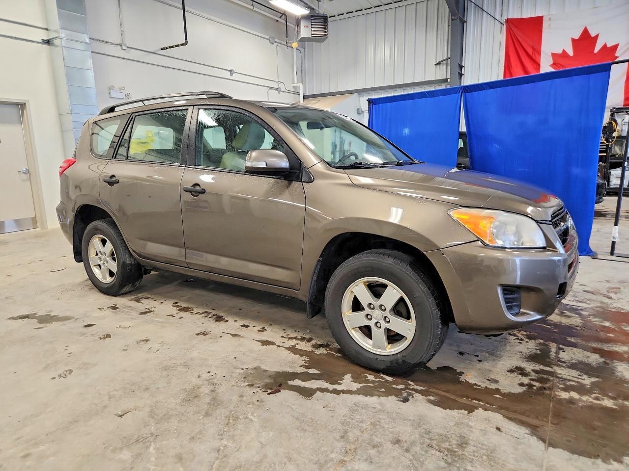 2010 TOYOTA RAV4 BASE — Фото 4 из 13
