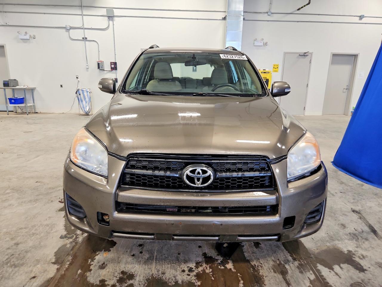 2010 TOYOTA RAV4 BASE — Фото 5 из 13