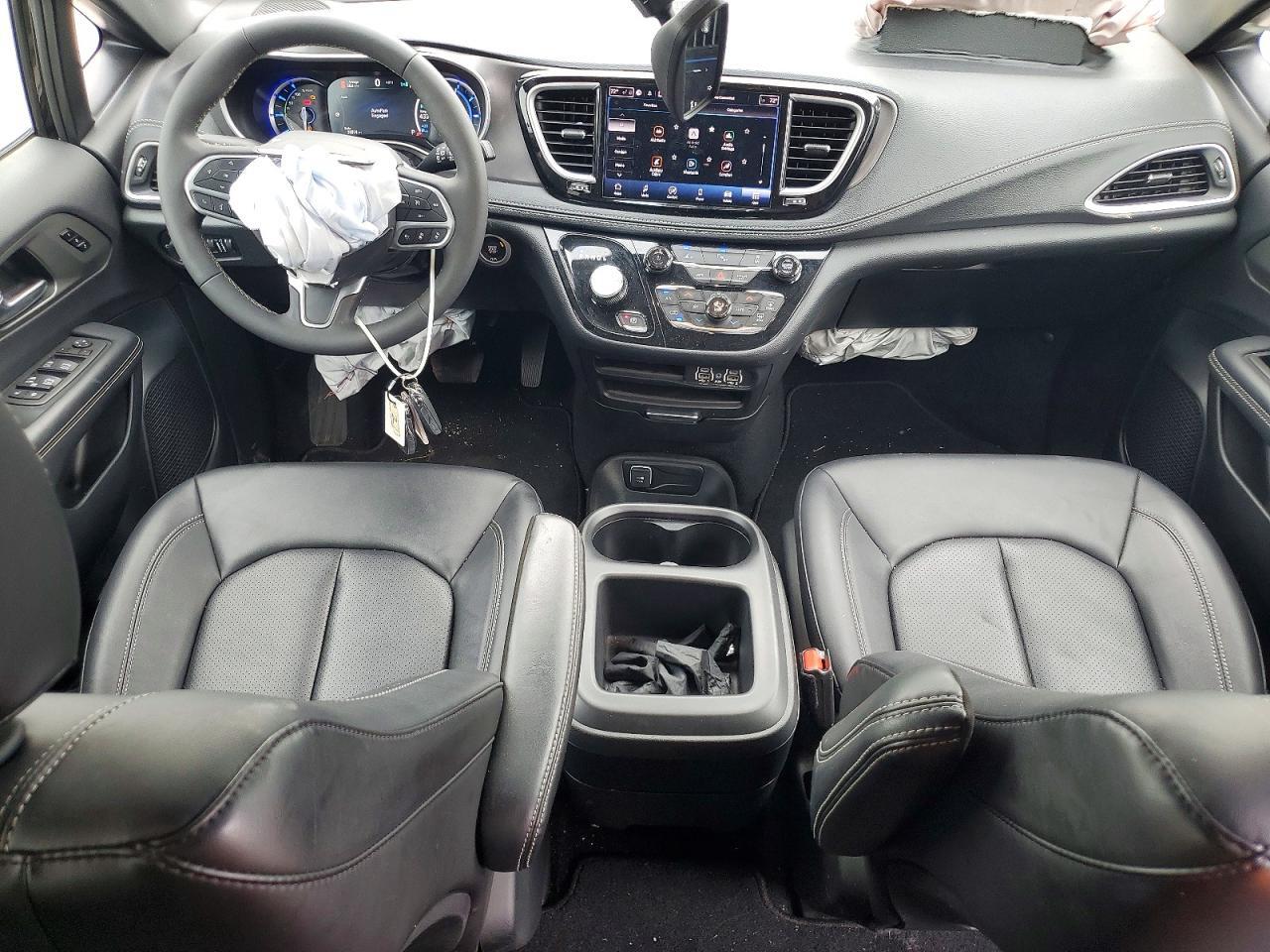 2025 CHRY PACIFICA FWD HYBRID MINIVAN SE — Фото 8 из 14