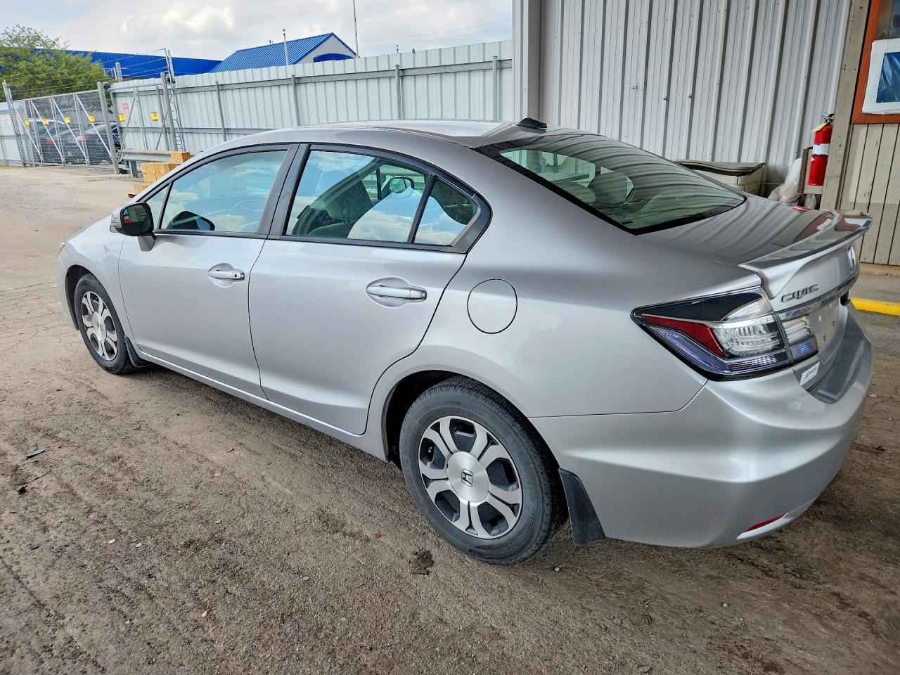 2013 HONDA CIVIC HYBRID — Фото 2 из 12