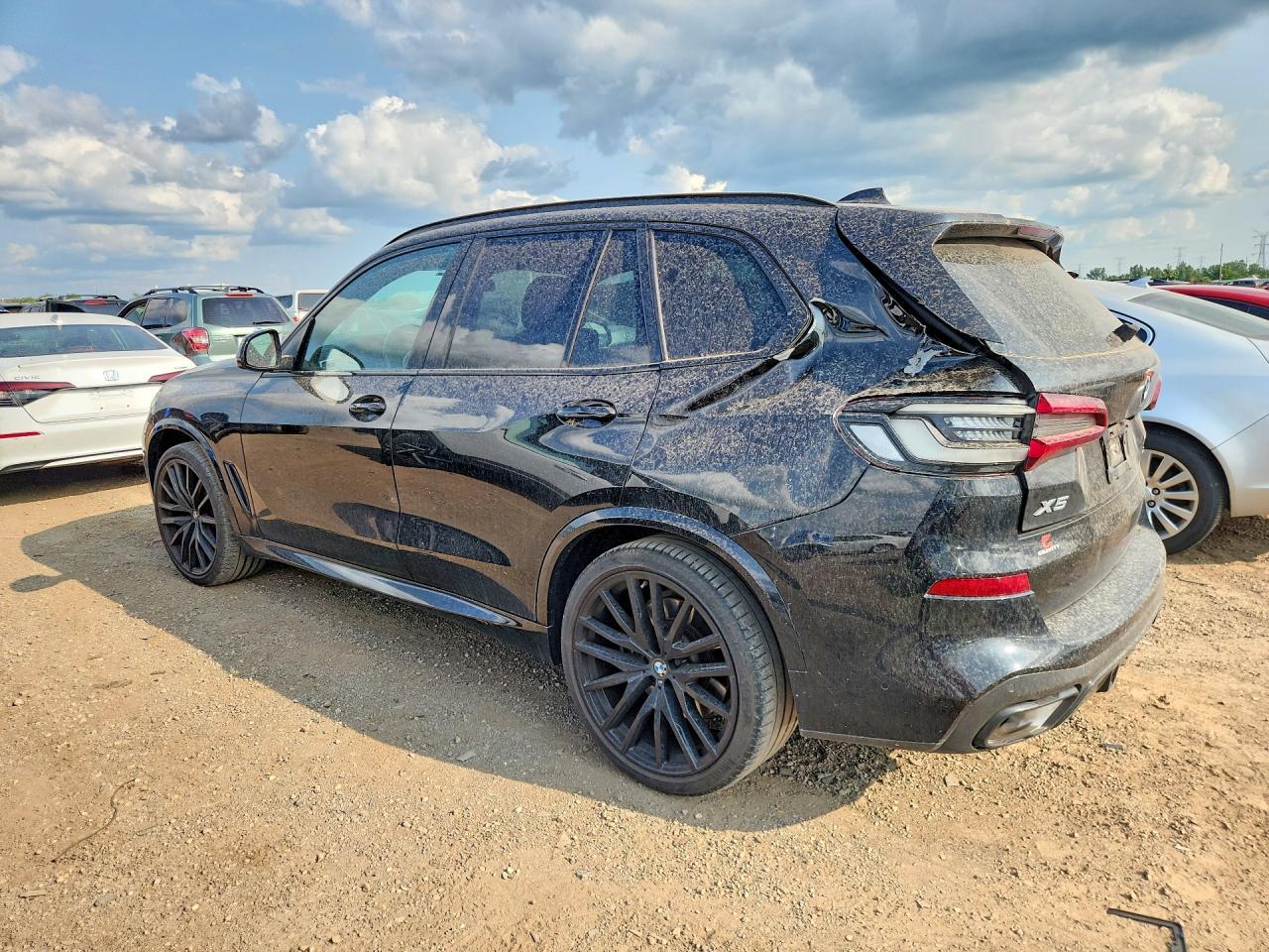 2021 BMW X5 XDRIVE40I — Фото 2 из 12