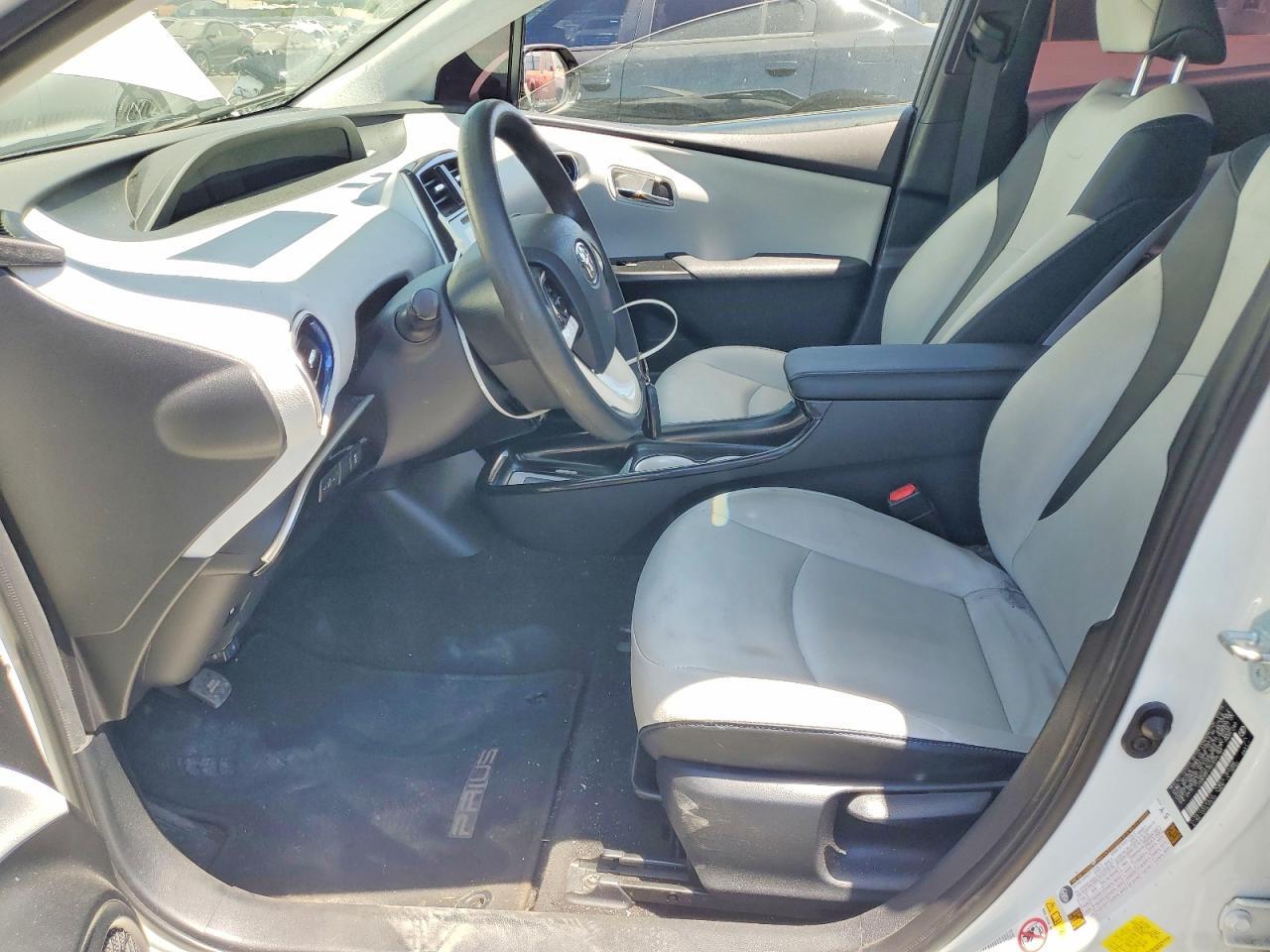 JTDKARFU5G3026784 2016 TOYOTA PRIUS photo no. 7