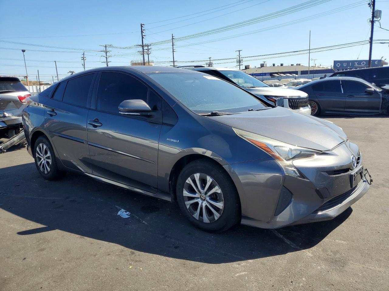 2016 TOYOTA PRIUS TWO — Фото 4 из 12