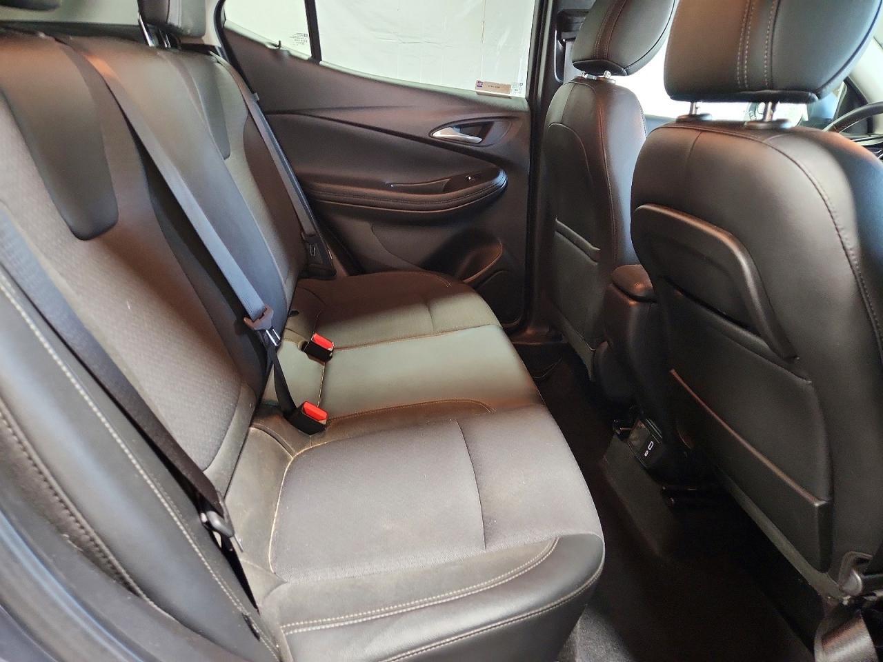 KL4MMBS23MB076011 2021 BUICK ENCORE GX photo no. 11