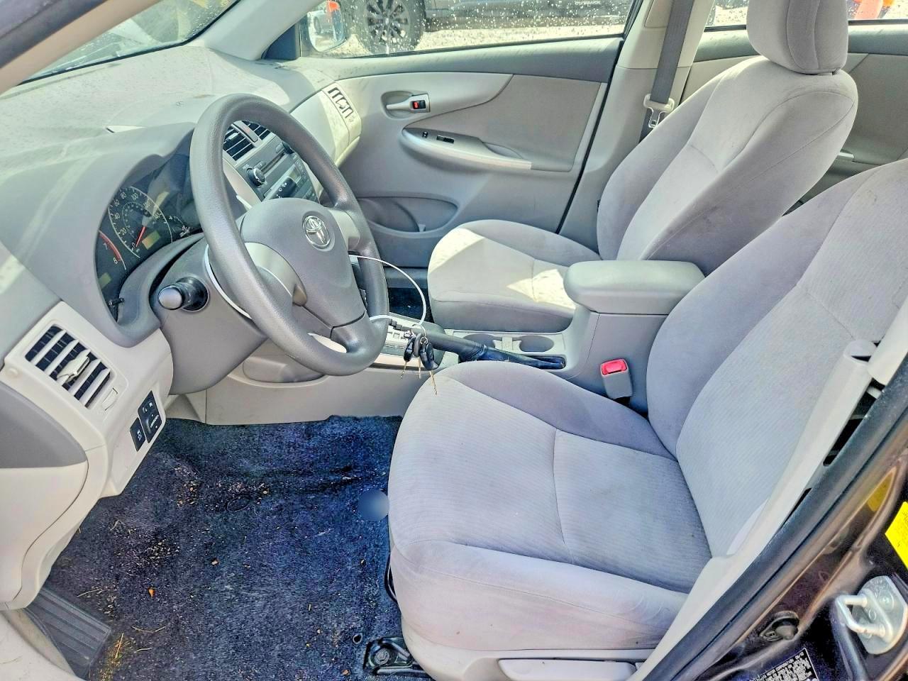 2010 TOYOTA COROLLA LE — Фото 7 из 12
