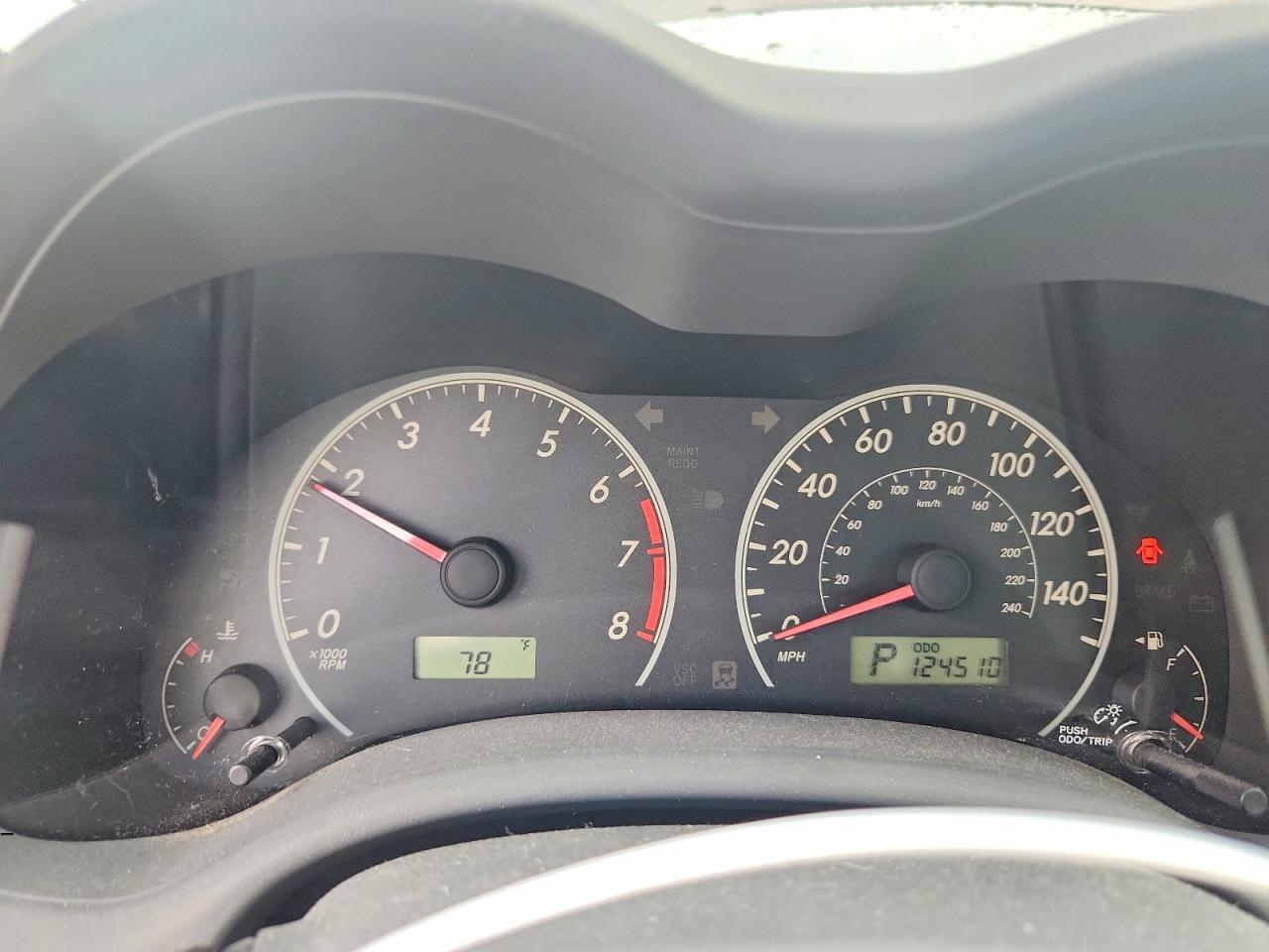 2010 TOYOTA COROLLA LE — Фото 9 из 12