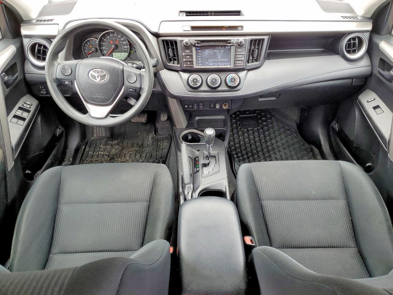 2016 TOYOTA RAV4 LE — Фото 8 из 13
