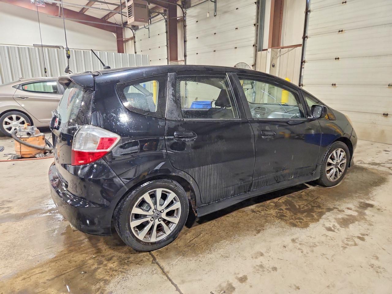 2013 HONDA FIT SPORT — Фото 3 из 12