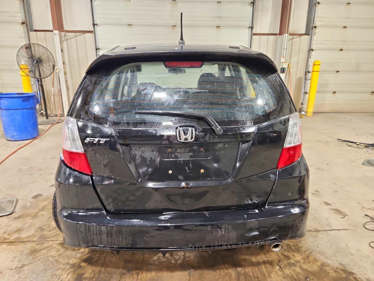 2013 HONDA FIT SPORT — Фото 6 из 12