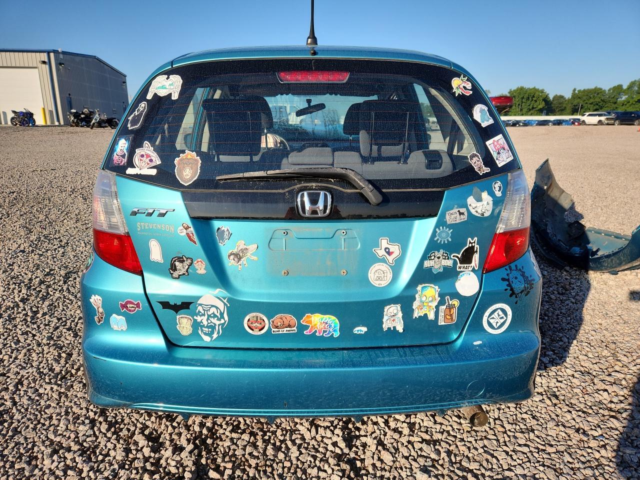 JHMGE8H33DC010327 2013 HONDA FIT photo no. 6
