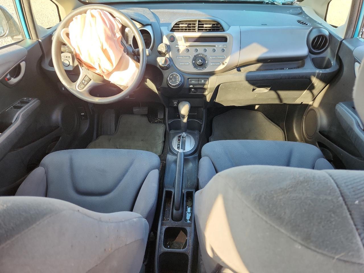 JHMGE8H33DC010327 2013 HONDA FIT photo no. 8