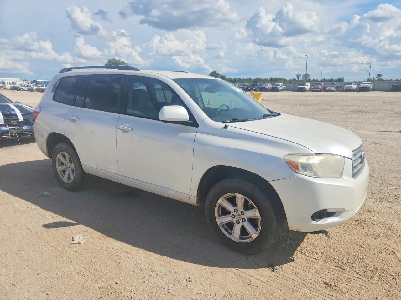5TDZK3EH3AS022574 2010 TOYOTA HIGHLANDER photo no. 4