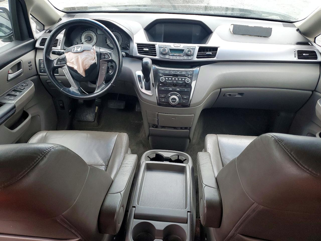2013 HONDA ODYSSEY TOURING — Фото 8 из 13