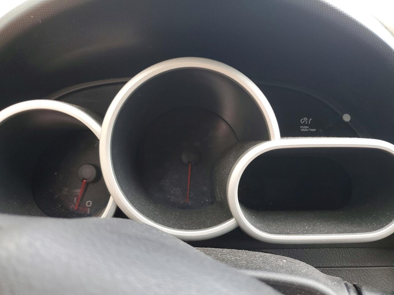 2010 TOYOTA MATRIX BASE — Фото 9 из 12