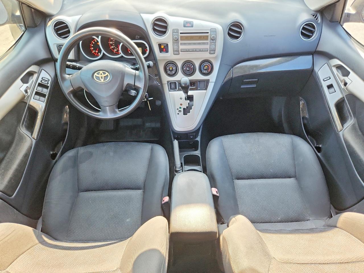 2010 TOYOTA MATRIX S — Фото 8 из 12