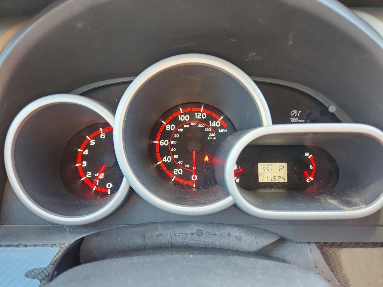 2010 TOYOTA MATRIX S — Фото 9 из 12