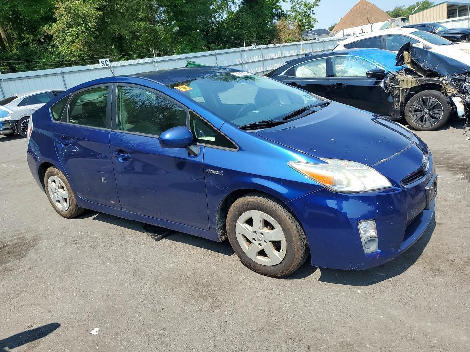 2010 TOYOTA PRIUS IV — Фото 4 из 12