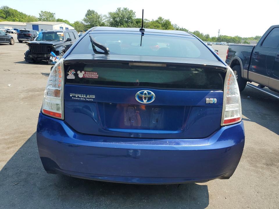 2010 TOYOTA PRIUS IV — Фото 6 из 12