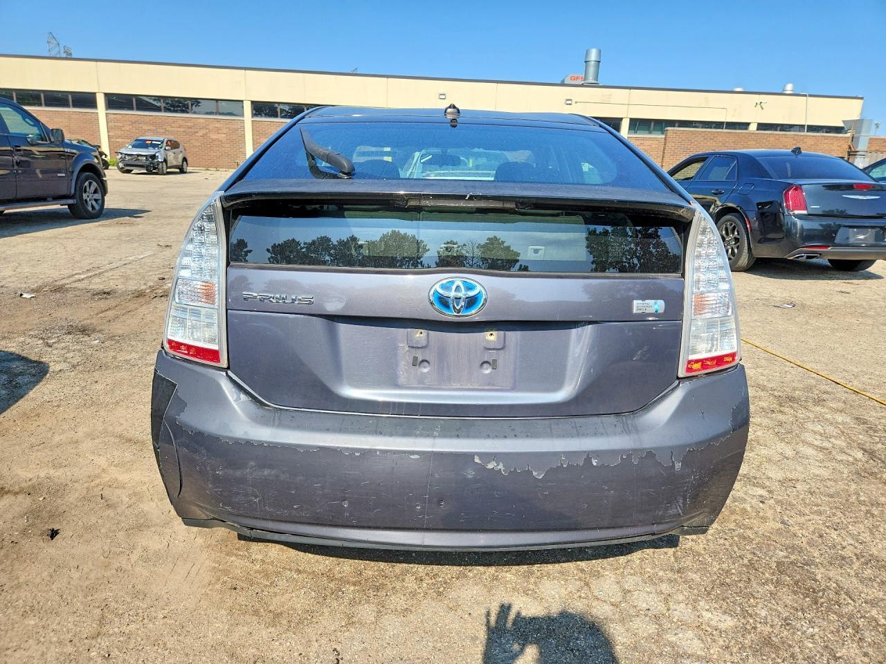 2010 TOYOTA PRIUS II — Фото 6 из 12