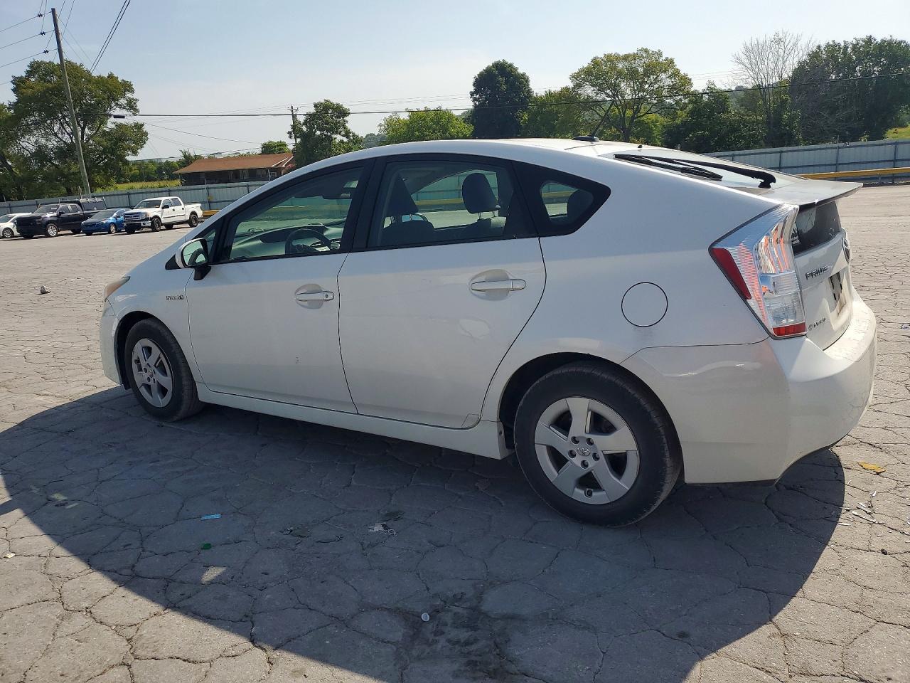 2010 TOYOTA PRIUS II — Фото 2 из 12