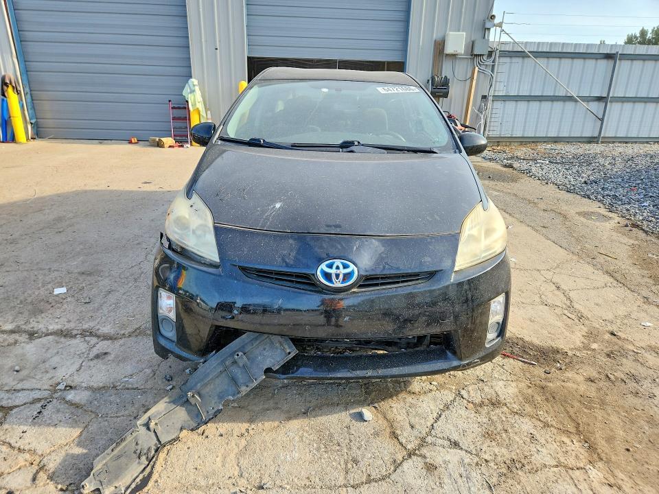 2010 TOYOTA PRIUS III — Фото 5 из 12