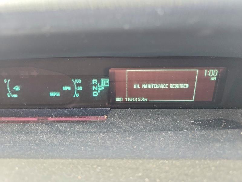 2010 TOYOTA PRIUS III — Фото 9 из 12