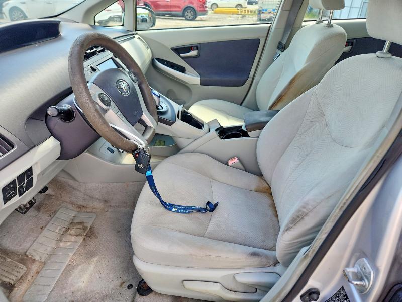 2010 TOYOTA PRIUS III — Фото 7 из 13