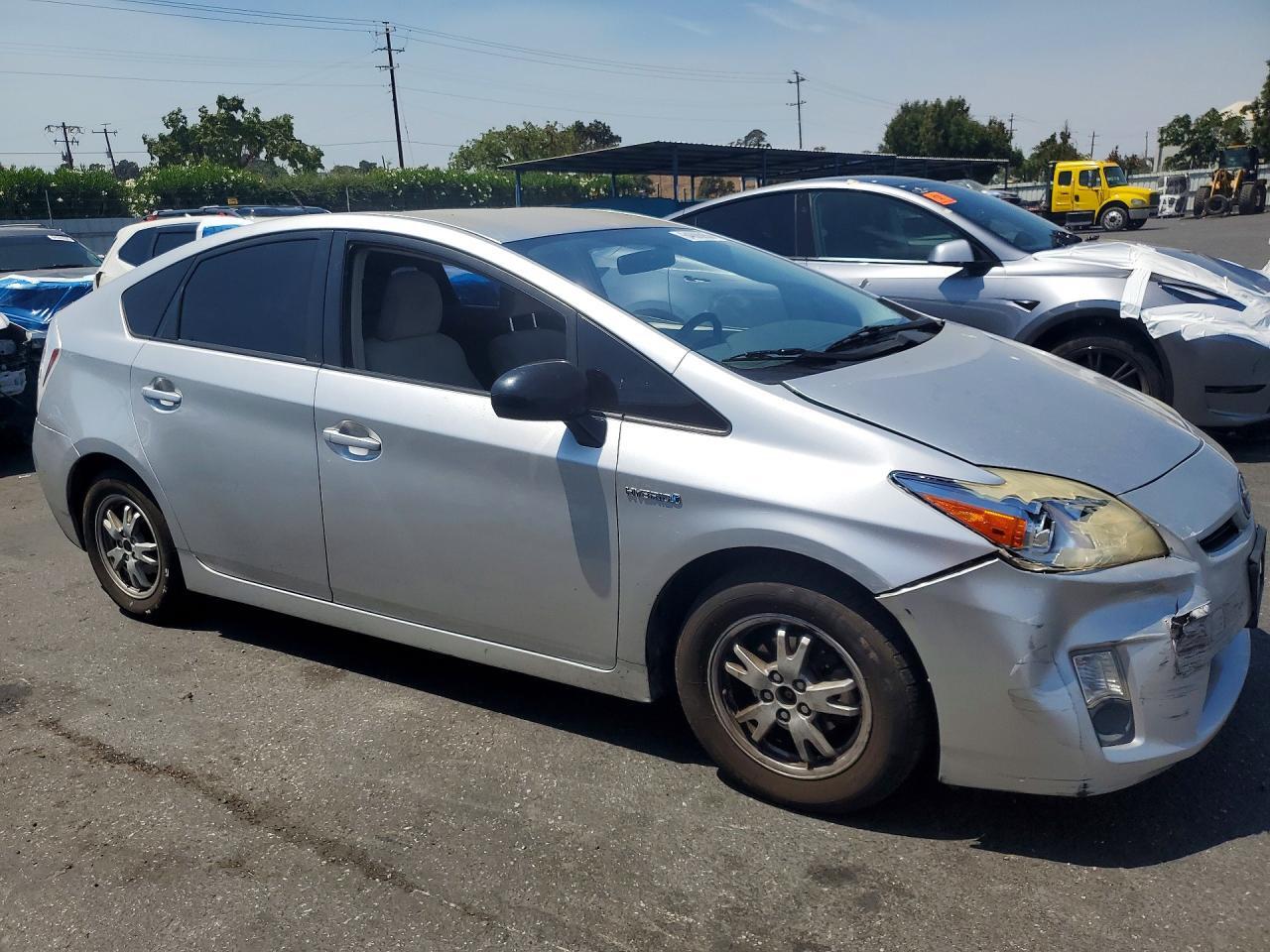 JTDKN3DU1A5228943 2010 TOYOTA PRIUS photo no. 4