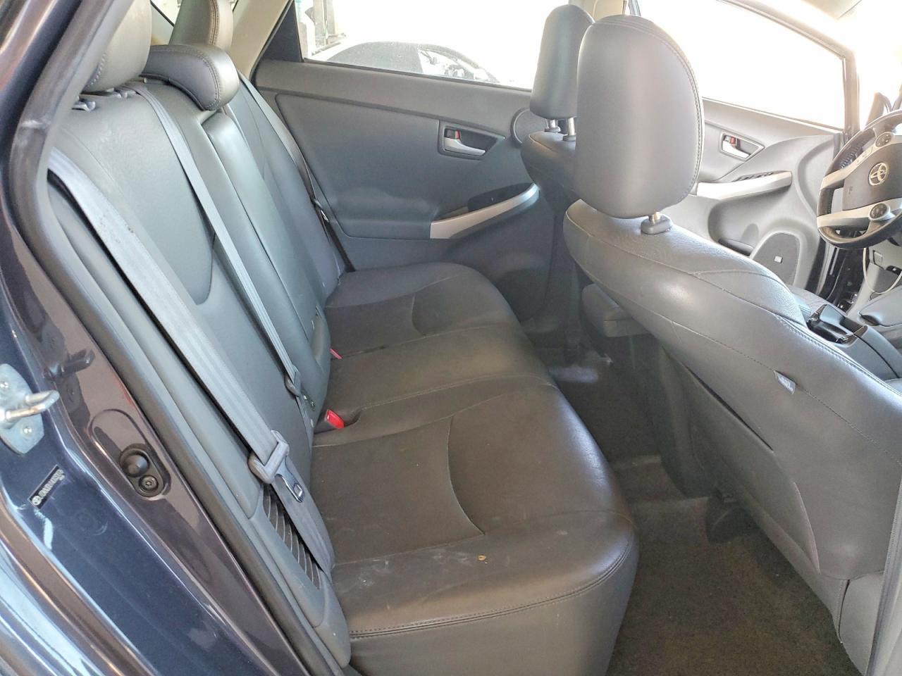 2010 TOYOTA PRIUS IV — Фото 10 из 12
