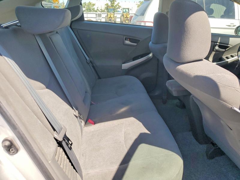 2010 TOYOTA PRIUS II — Фото 10 из 12