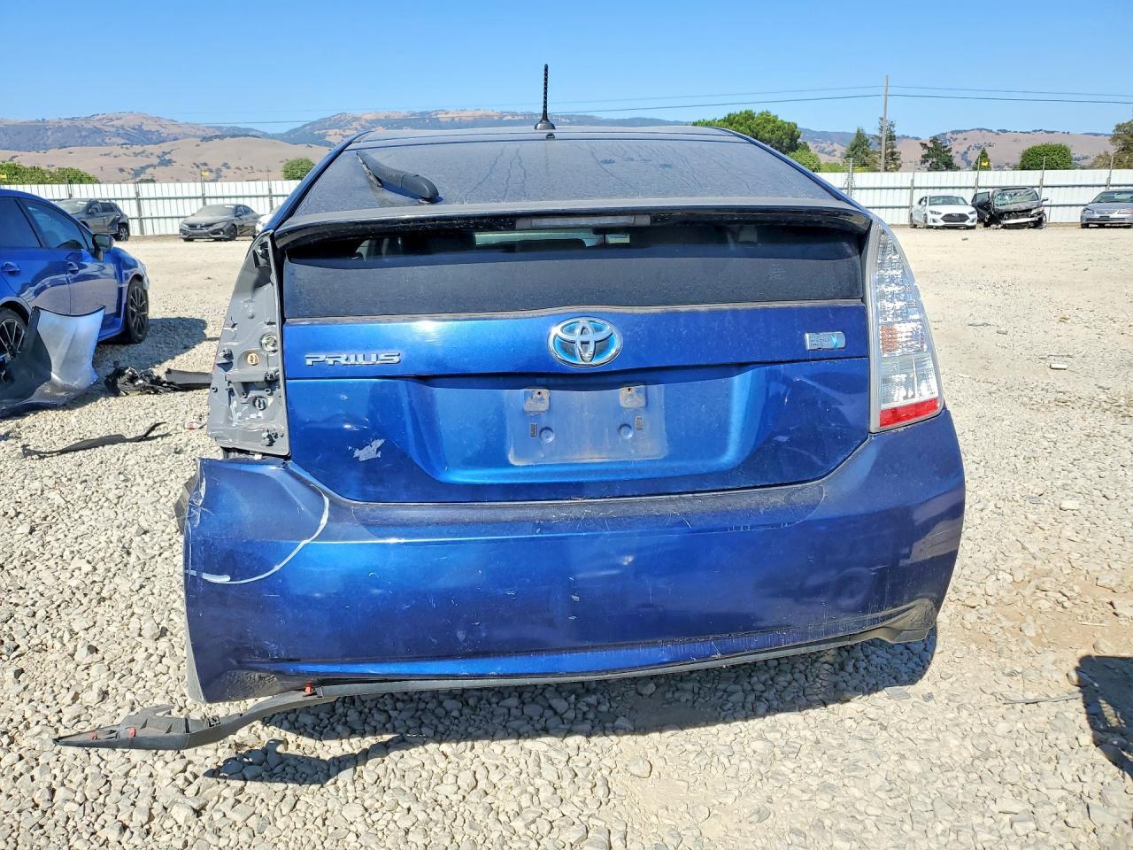 2010 TOYOTA PRIUS II — Фото 6 из 12