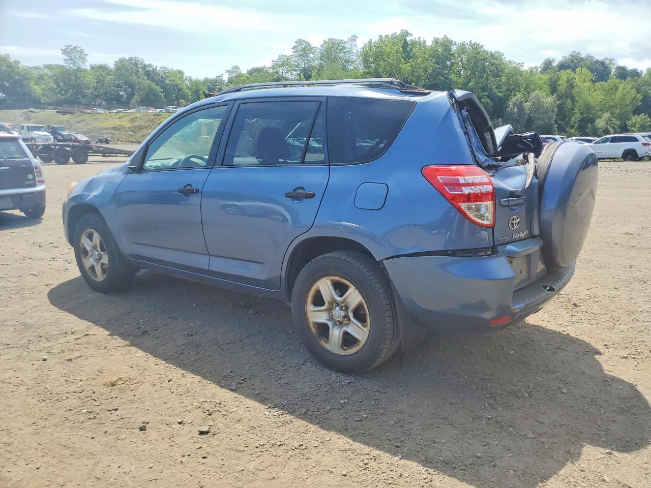 2010 TOYOTA RAV4 BASE — Фото 2 из 13