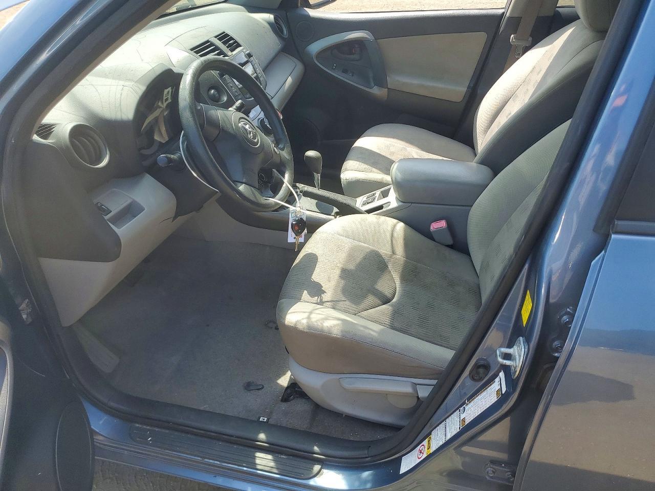 2010 TOYOTA RAV4 BASE — Фото 7 из 13