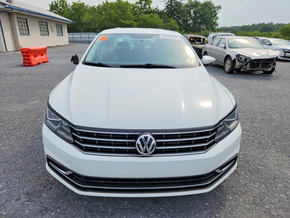 2016 VOLKSWAGEN PASSAT S — Фото 5 из 12