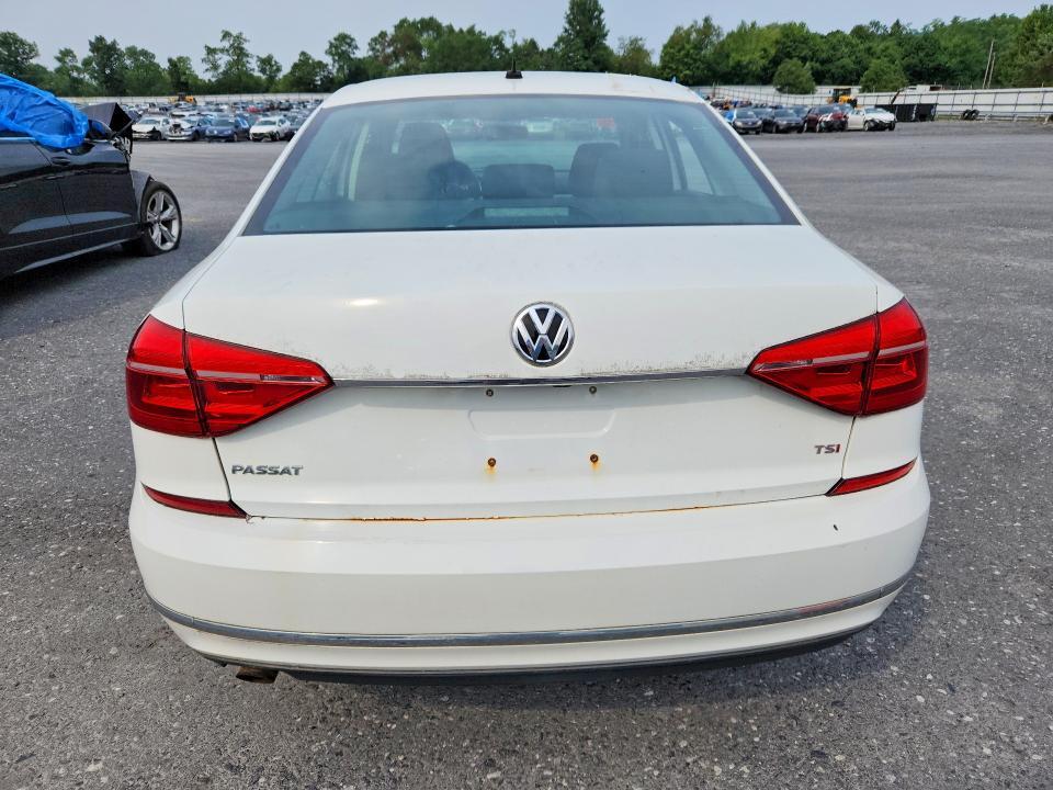 2016 VOLKSWAGEN PASSAT S — Фото 6 из 12