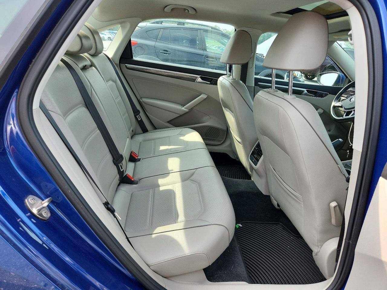 2016 VOLKSWAGEN PASSAT SE — Фото 10 из 12