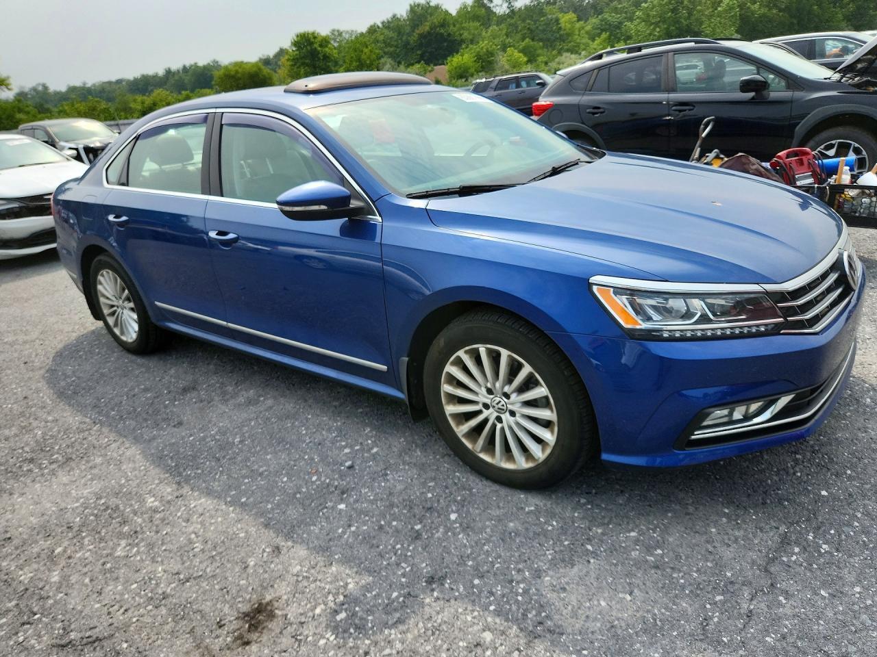 2016 VOLKSWAGEN PASSAT SE — Фото 4 из 12