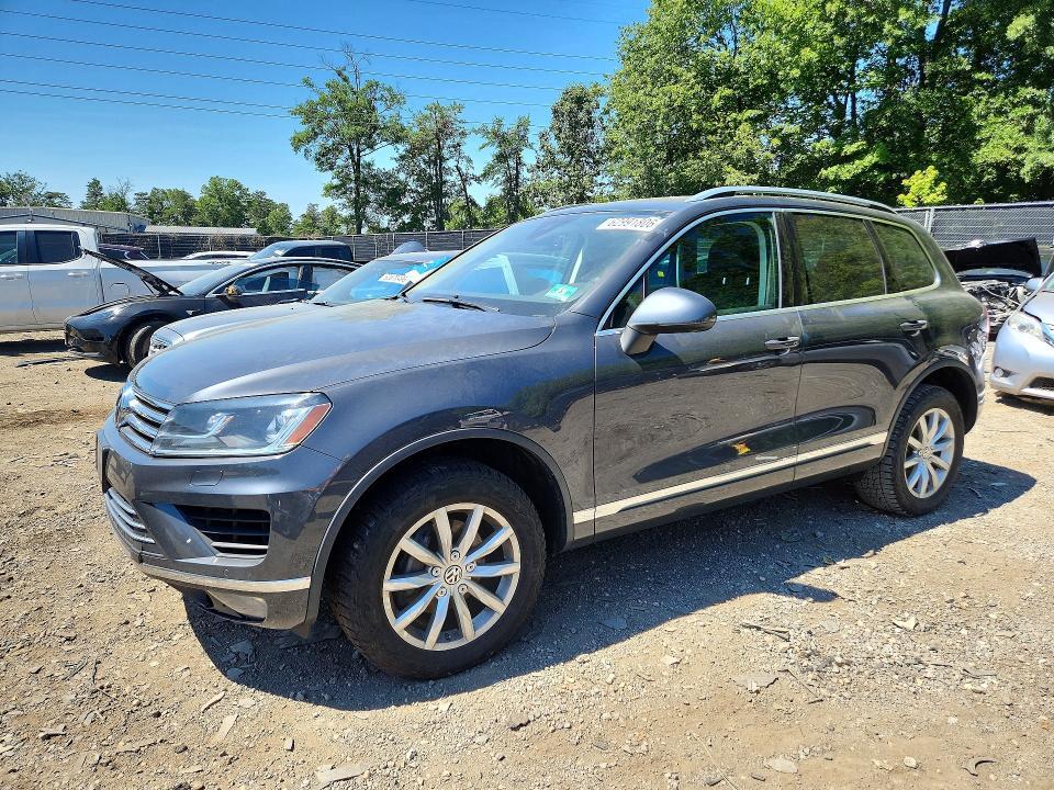 2016 VOLKSWAGEN TOUAREG WVGEF9BP4GD010273