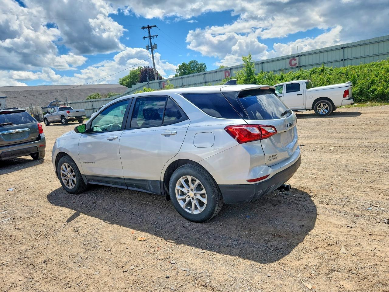 3GNAXHEV9MS161407 2021 CHEVROLET EQUINOX photo no. 2