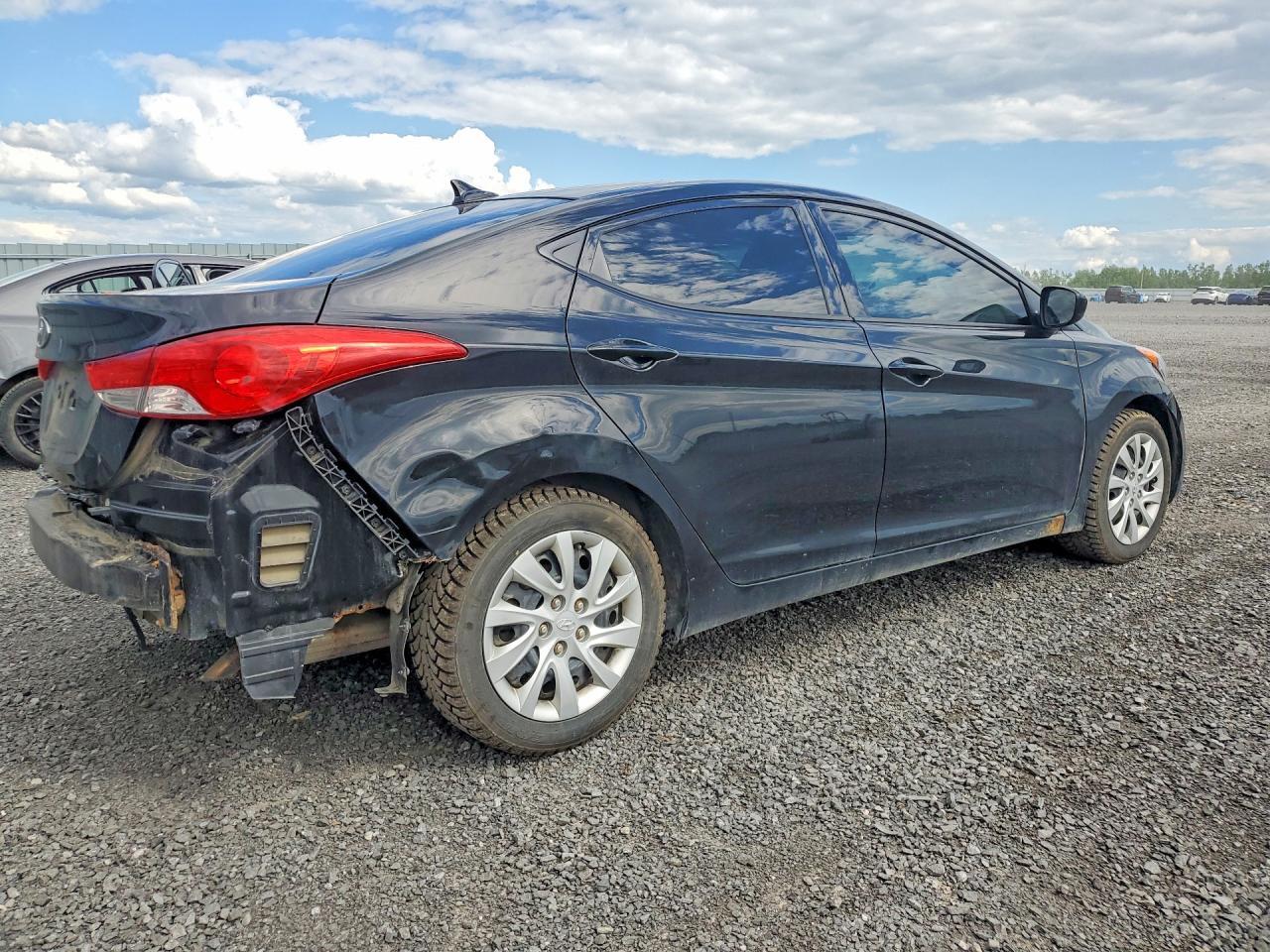 2013 HYUNDAI ELANTRA GLS — Фото 3 из 13