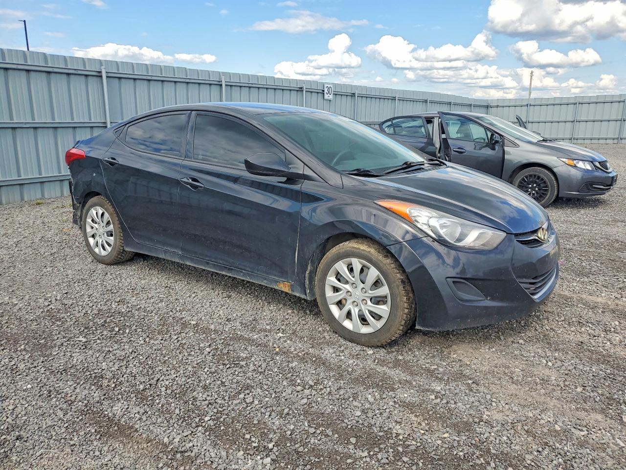 2013 HYUNDAI ELANTRA GLS — Фото 4 из 13