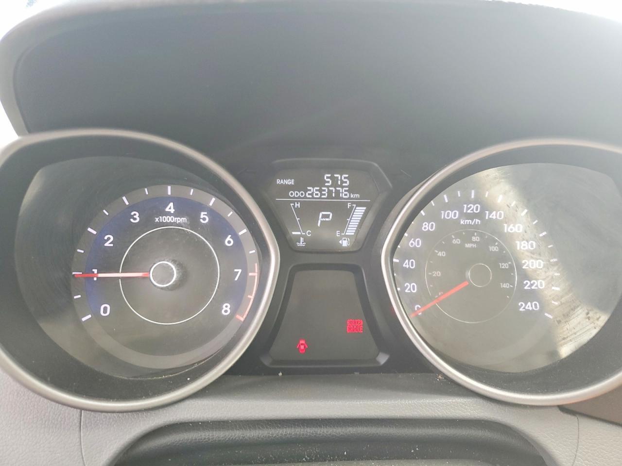 2013 HYUNDAI ELANTRA GLS — Фото 9 из 13