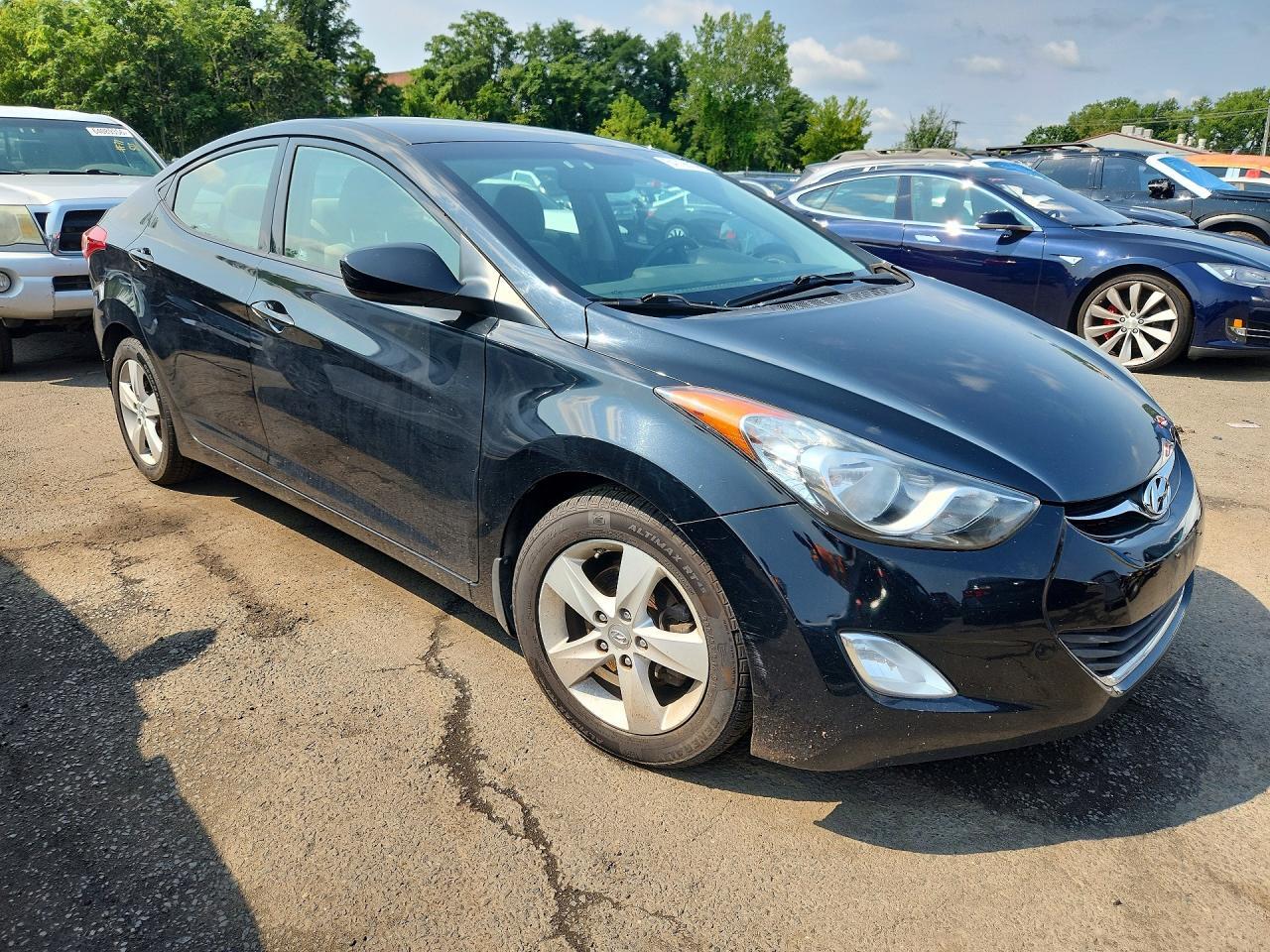 2013 HYUNDAI ELANTRA GLS — Фото 4 из 13