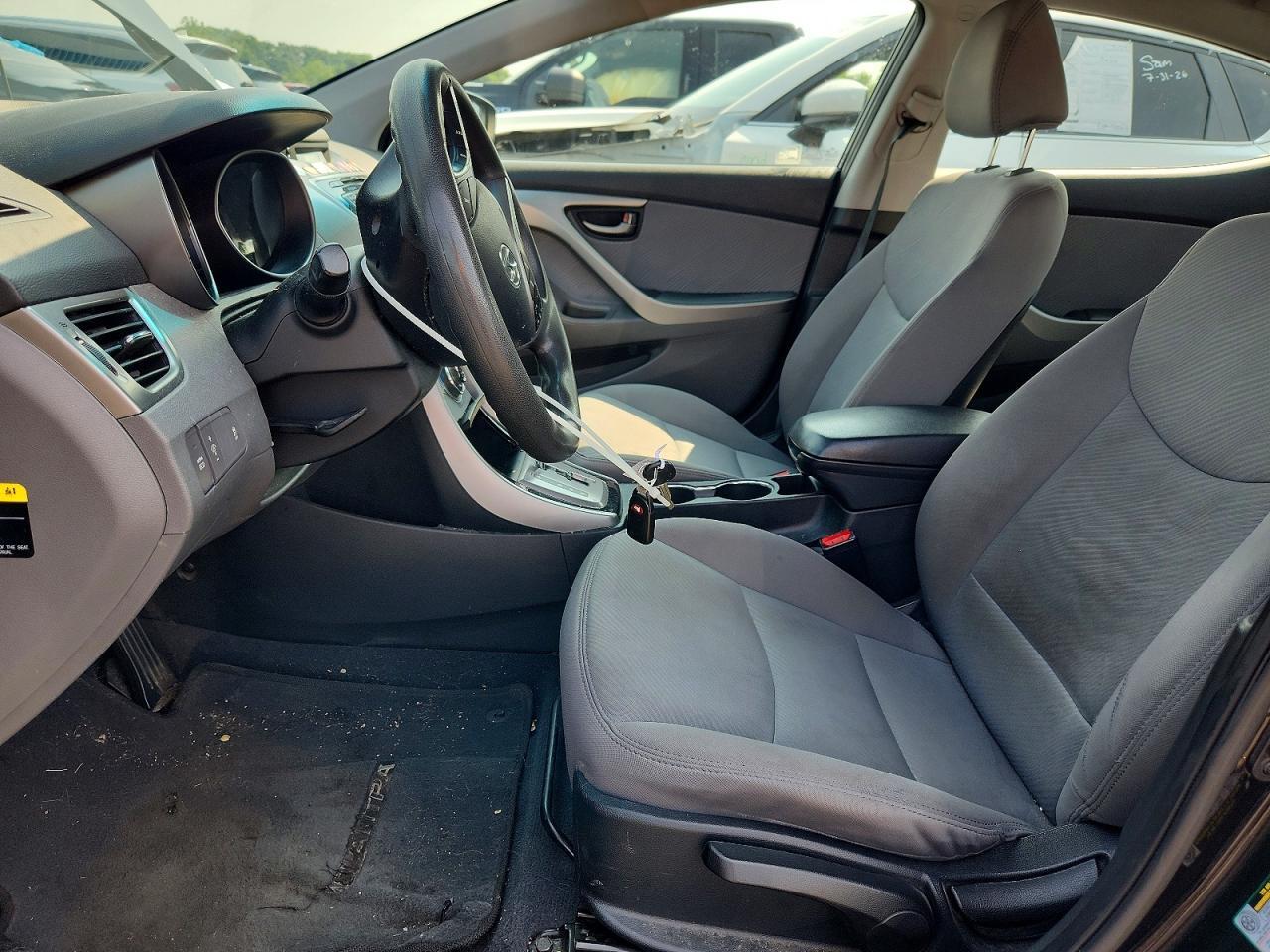 2013 HYUNDAI ELANTRA GLS — Фото 7 из 13