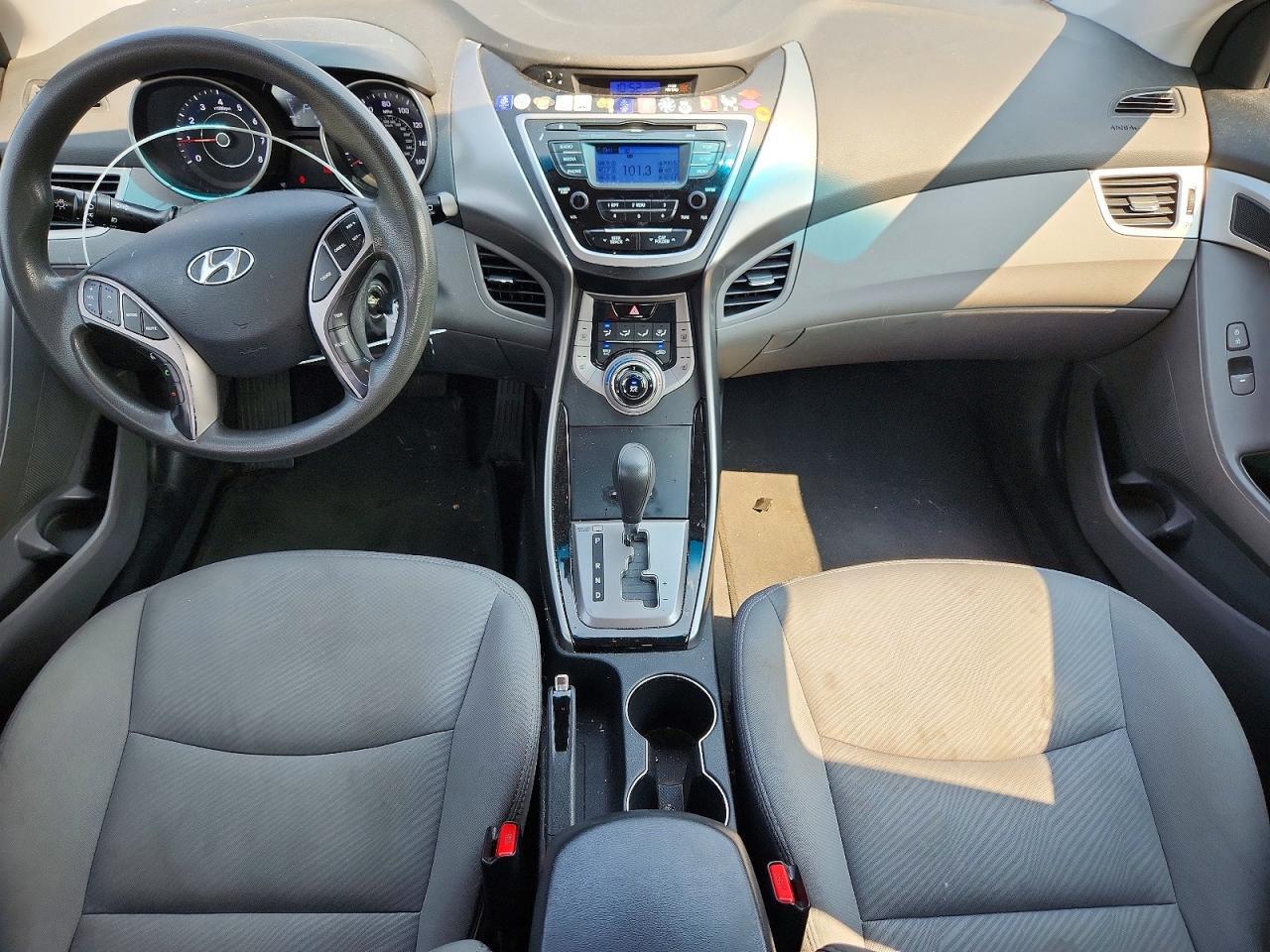 2013 HYUNDAI ELANTRA GLS — Фото 8 из 13
