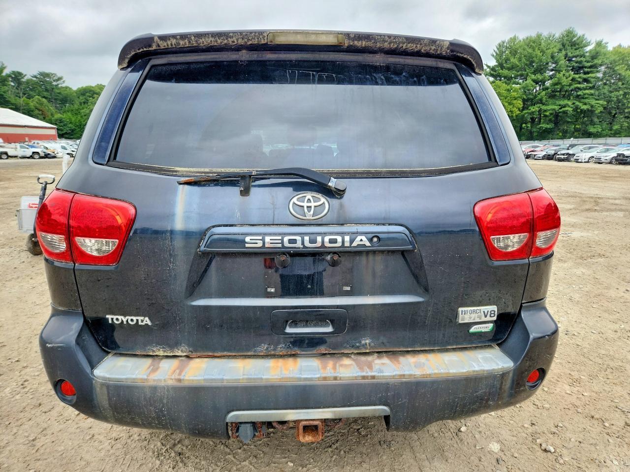 2010 TOYOTA SEQUOIA SR5 — Фото 6 из 13