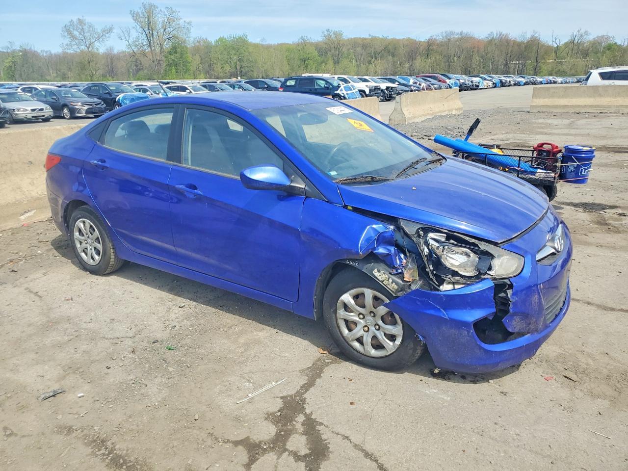 2013 HYUNDAI ACCENT — Фото 4 из 12